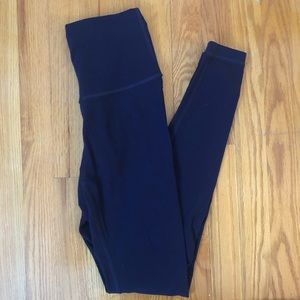 Lululemon leggings plum - size 4/6